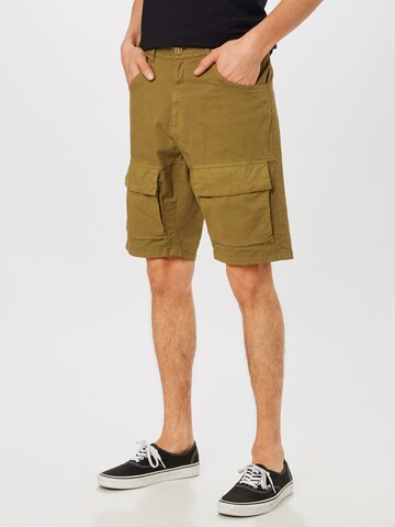 Regular Pantalon cargo 'Performance' Urban Classics en vert : devant