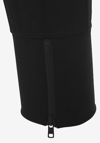 Coupe slim Pantalon de sport VENICE BEACH en noir