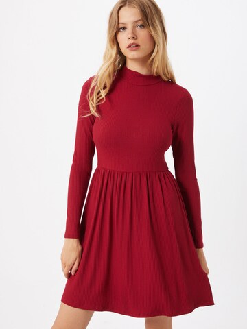 Robe 'Gwen' ABOUT YOU en rouge : devant