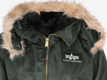 ALPHA INDUSTRIES Winter jacket in Green