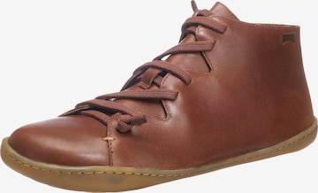 Chaussure à lacets CAMPER en marron : devant