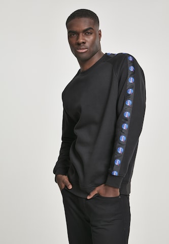 Sweat-shirt Mister Tee en noir : devant