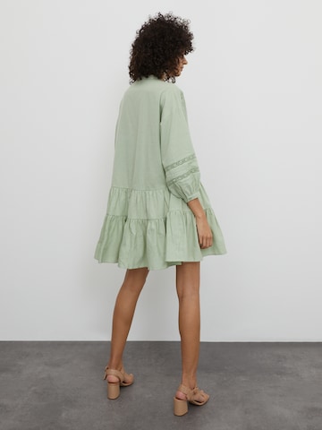 EDITED Платье-рубашка 'Despina' в Зеленый