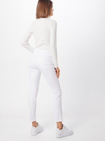 Coupe slim Jean 'SHAKIRA' BRAX en blanc