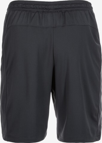 UNDER ARMOUR Regular Sportshorts 'Raid 2.0' in Schwarz