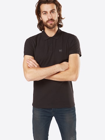 BOSS Regular Fit Poloshirt 'Prime' in Schwarz: predná strana