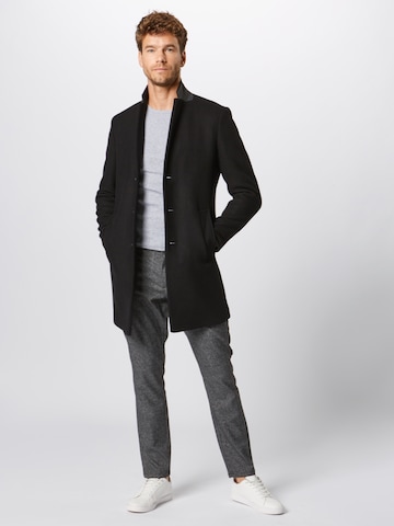 Coupe slim Pantalon à pince Only & Sons en gris