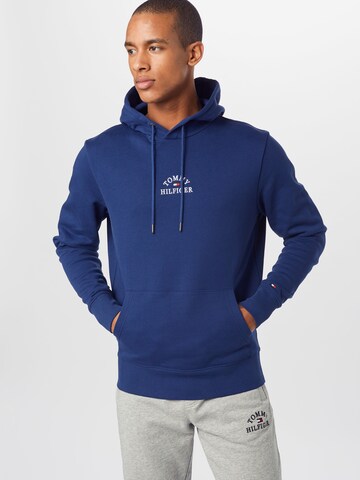 TOMMY HILFIGER Regular fit Sweatshirt in Blauw: voorkant