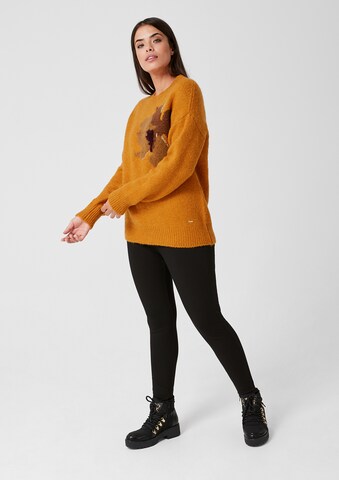 Pull-over TRIANGLE en jaune