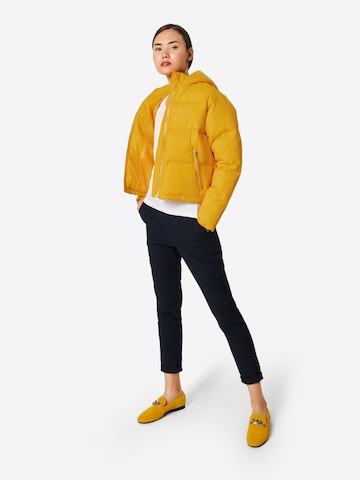 Veste mi-saison 'Jara' ABOUT YOU en jaune