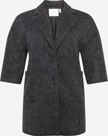 Guido Maria Kretschmer Curvy Between-Seasons Coat 'Paula' in Grey: front