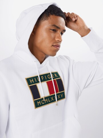 TOMMY HILFIGER Regular fit Sweatshirt in Wit