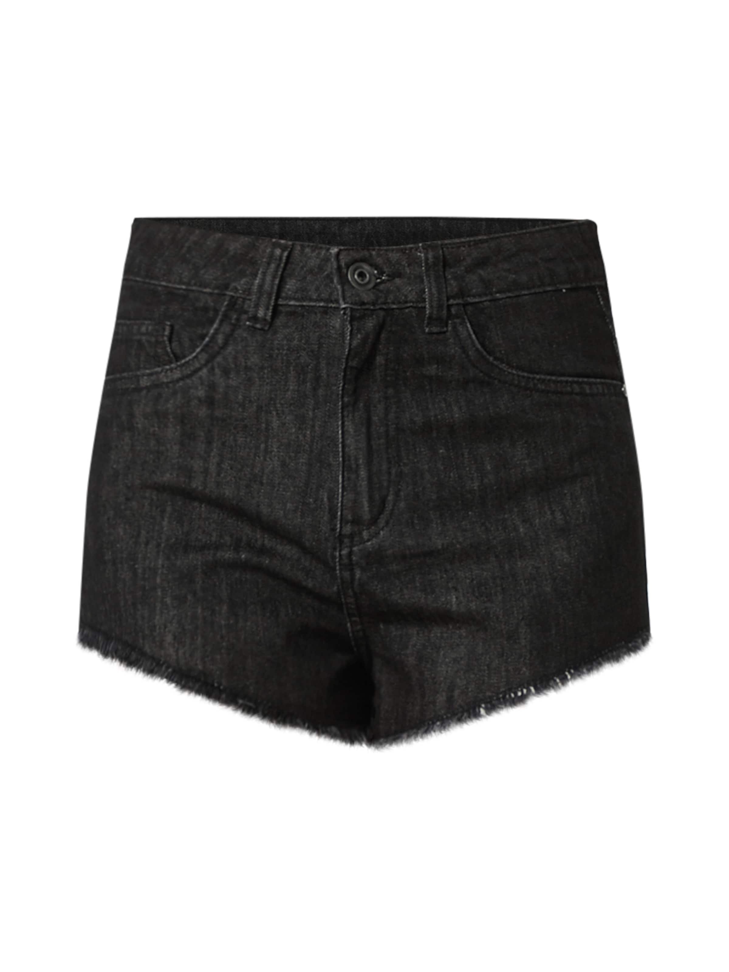 Urban Classics Jeans in Black: front