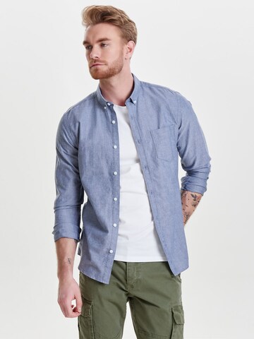 Only & Sons - Ajuste estrecho Camisa 'ALVARO' en azul: frente