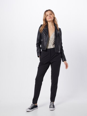 Effilé Pantalon à pince 'VMJUSSI' VERO MODA en gris