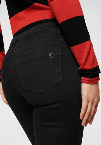 Tamaris Skinny Jeans in Schwarz