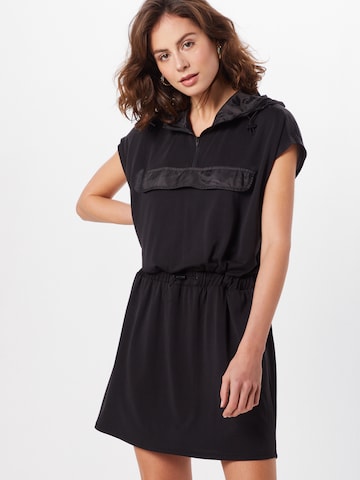 Urban Classics Dress in Black: front