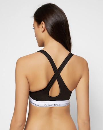 Invisible Soutien-gorge 'Lift' Calvin Klein en noir : derrière