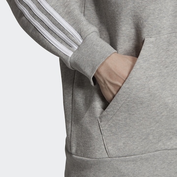 ADIDAS ORIGINALS Regular Fit Sweatjakke '3-Stripes' i grå