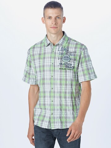 CAMP DAVID - Ajuste regular Camisa en blanco: frente