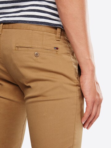 Coupe slim Pantalon chino TOMMY HILFIGER en beige