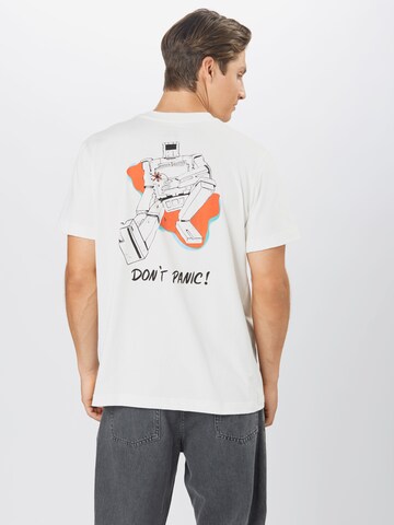 ABOUT EVERYONE Regular fit Shirt 'Jetzt und Immer' in White
