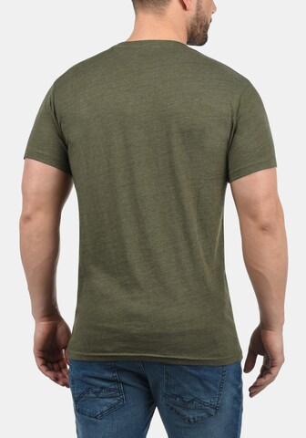 !Solid V-Shirt in Grün