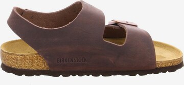 BIRKENSTOCK - Sandália 'Milano' em castanho