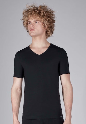 Skiny Undershirt in Black