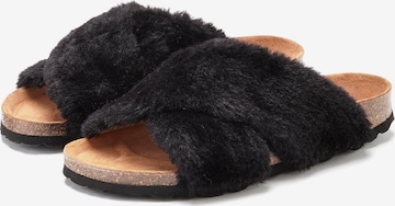 LASCANA Slippers in Black: front