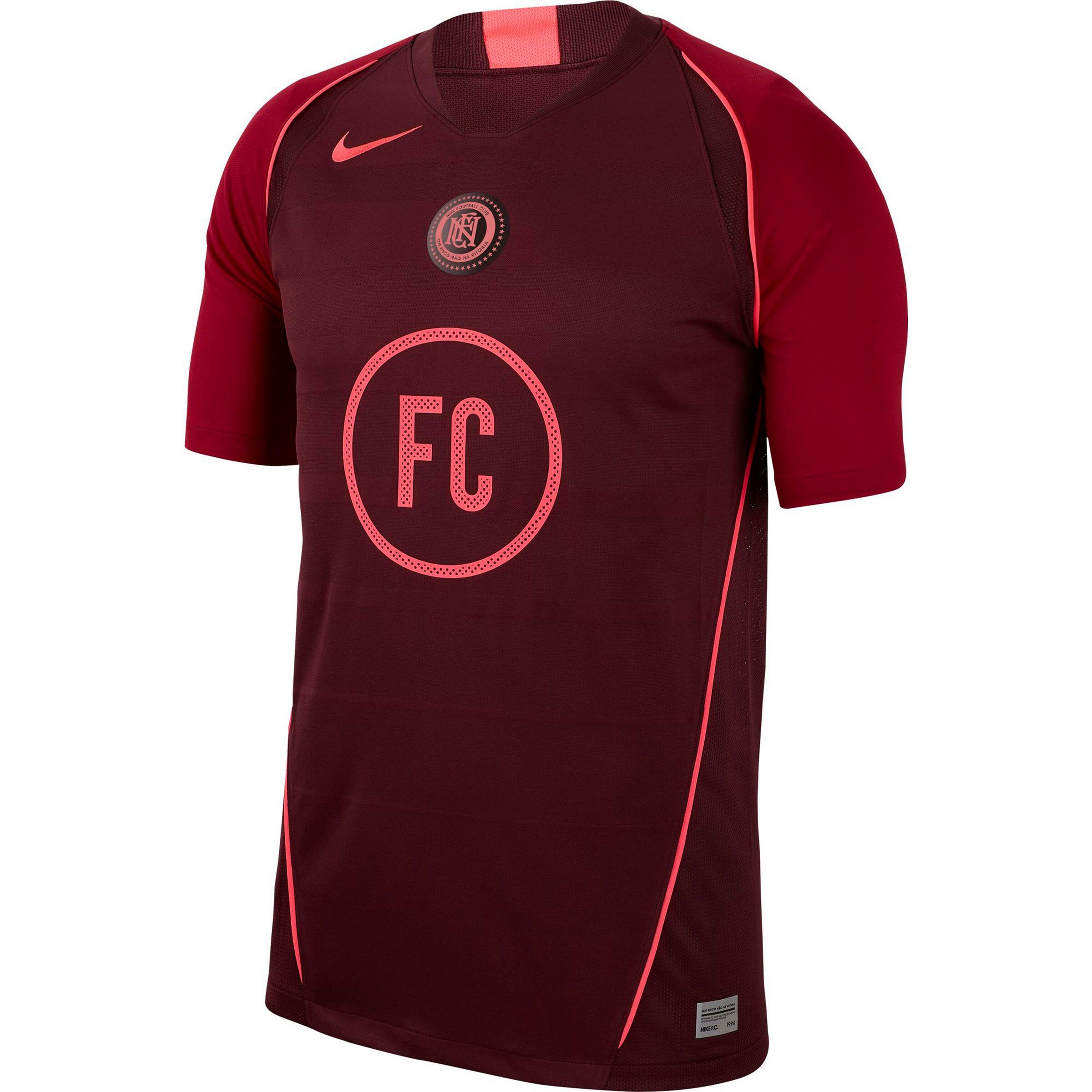 NIKE Funktionsshirt in Rot: Vorderseite