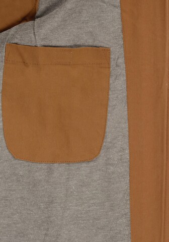 !Solid Vest 'Dry' in Brown