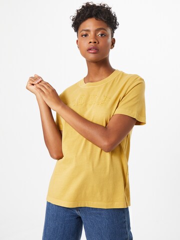 T-shirt Nike Sportswear en jaune : devant