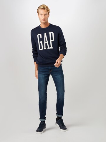 GAP Regular fit Μπλούζα φούτερ σε μπλε