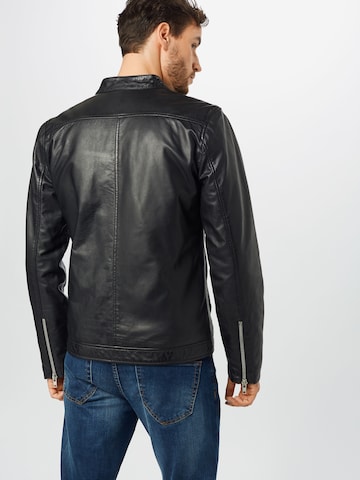 Lindbergh Regular fit Between-Season Jacket in Black