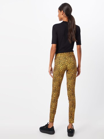 Skinny Leggings di Urban Classics in giallo: dietro