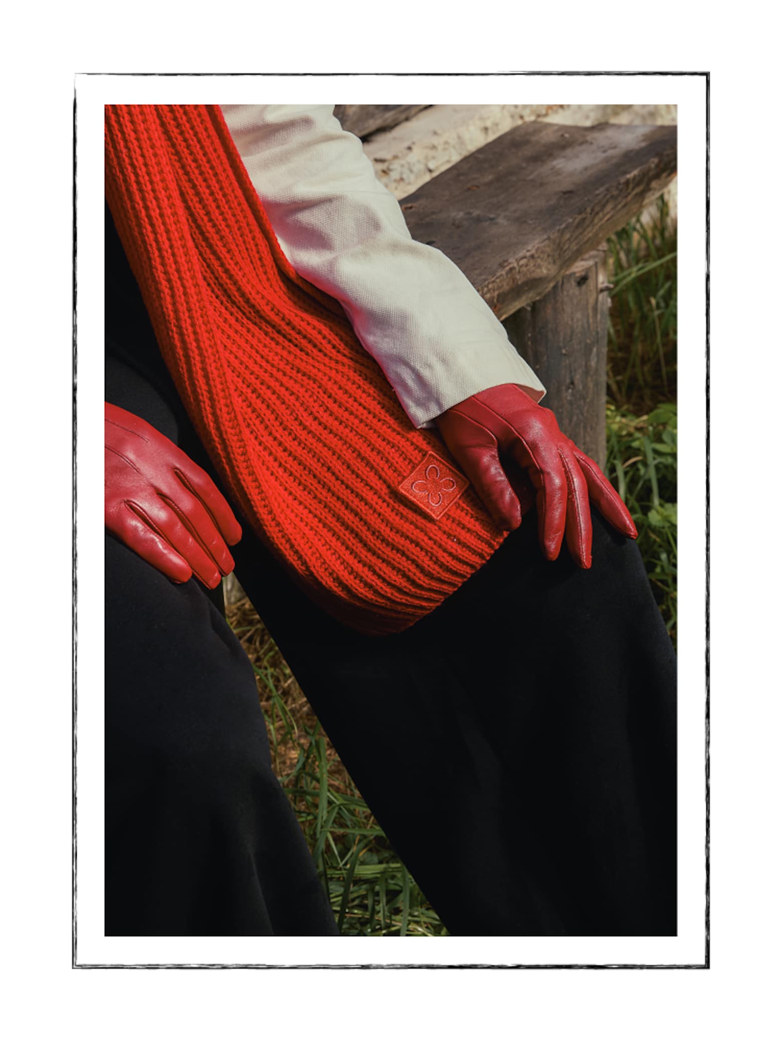 Accesorios de invierno al rojo vivo Ponle un toque de moda a los días más fríos