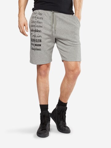 regular Pantaloni 'SLEEP SHORT' di Calvin Klein Underwear in grigio: frontale