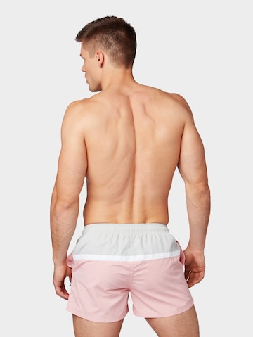 TOM TAILOR Regularen Kratke kopalne hlače | roza barva