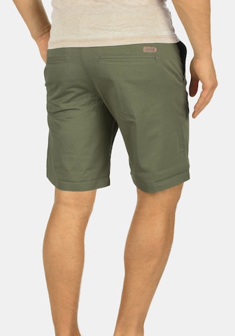 !Solid - Regular Calças chino 'Thement' em verde