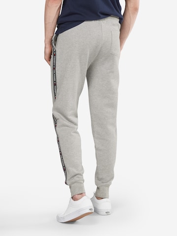 Effilé Pantalon 'Nostalgia' Tommy Hilfiger Underwear en gris : derrière