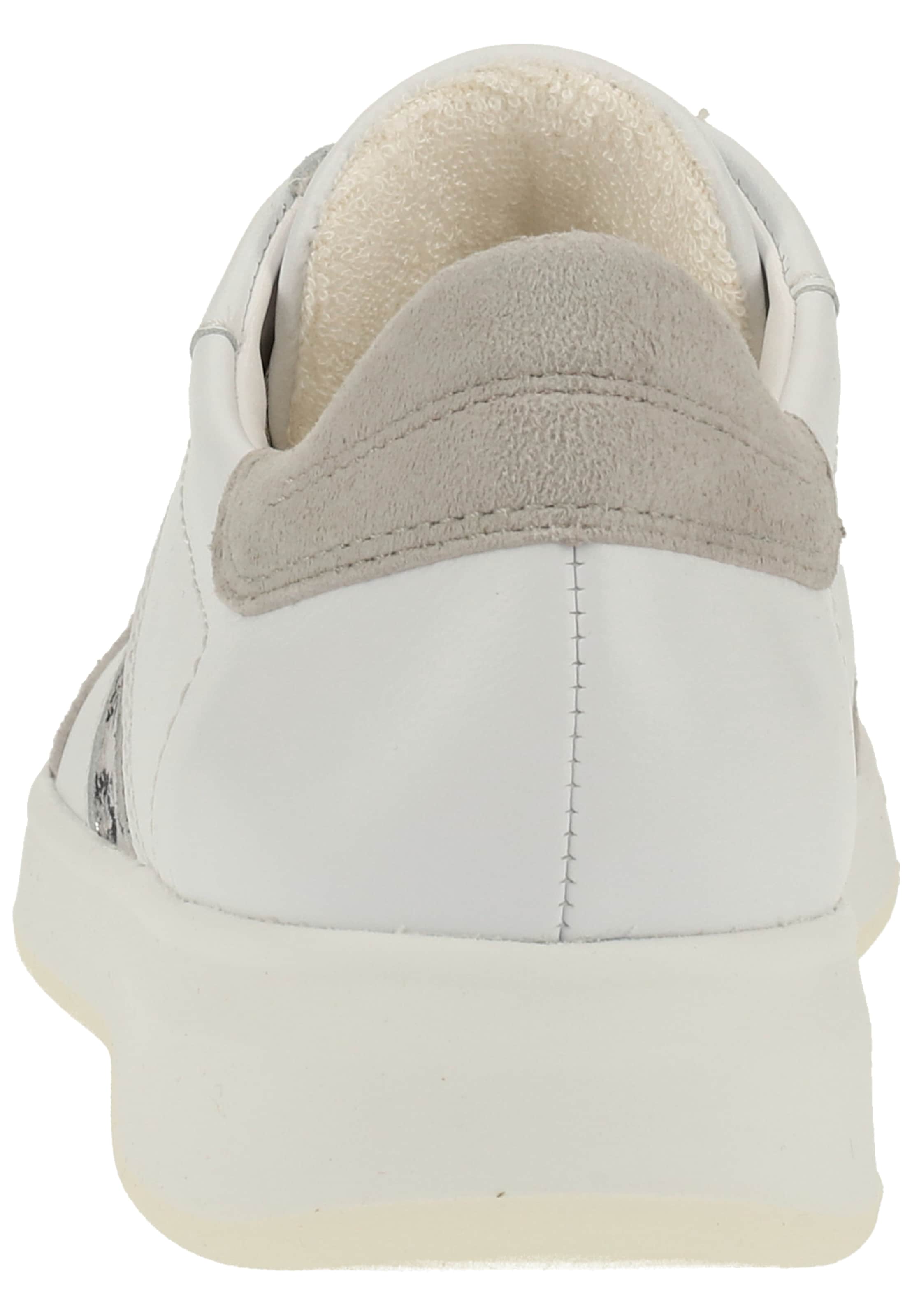 ARA Sneakers in White