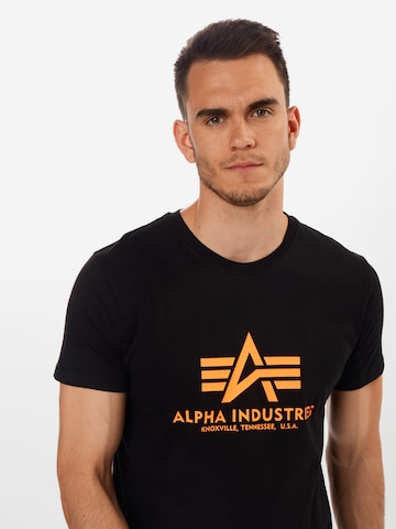 Regular fit Tricou de la ALPHA INDUSTRIES pe negru