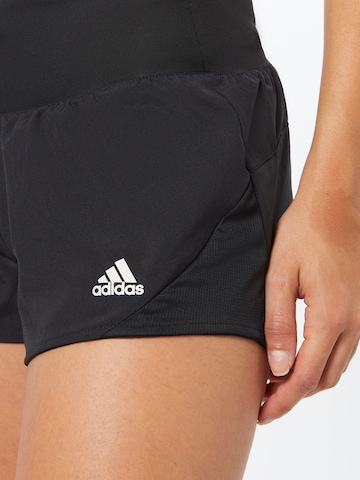 ADIDAS SPORTSWEAR Szabványos Sportnadrágok - fekete