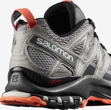 SALOMON Laufschuh 'XaPro 3D' in Grau