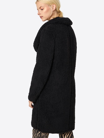 Urban Classics Přechodný kabát – černá
