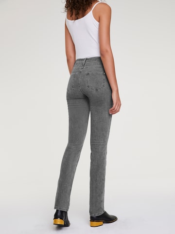 Slimfit Pantaloni di heine in grigio: dietro