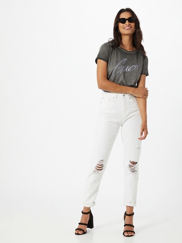 GUESS - Camiseta 'Ivonne' en negro