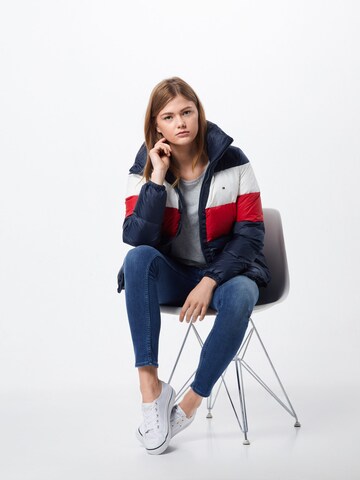 Tommy Jeans Tričko – šedá