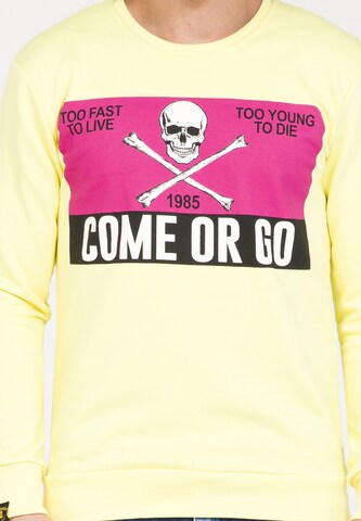 Sweat-shirt PLUS EIGHTEEN en jaune